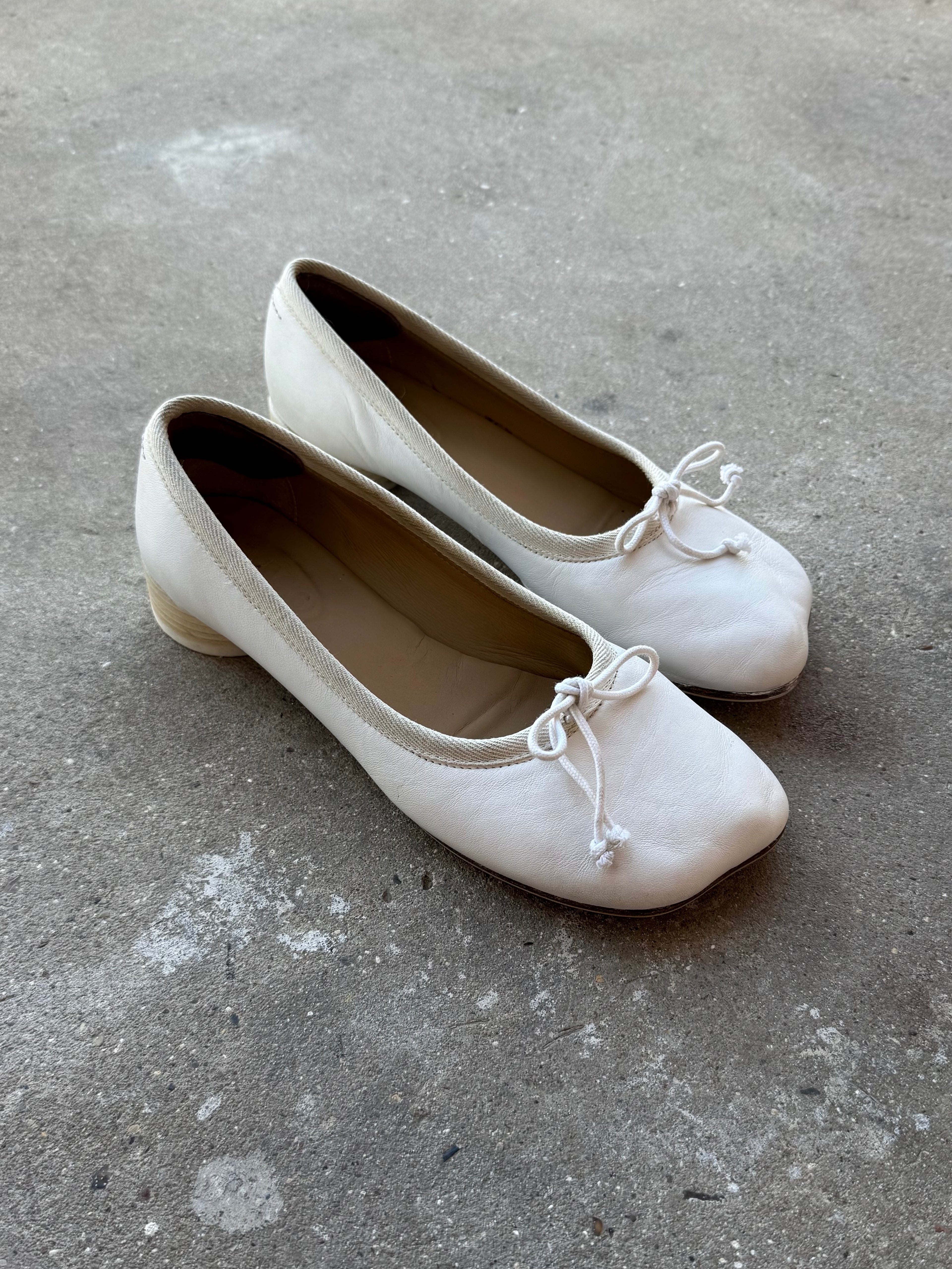 MM6 Maison Margiela Anatomic Leather Ballet Flats