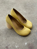MM6 Maison Margiela Yellow Butter Anatomic Leather Escarpins