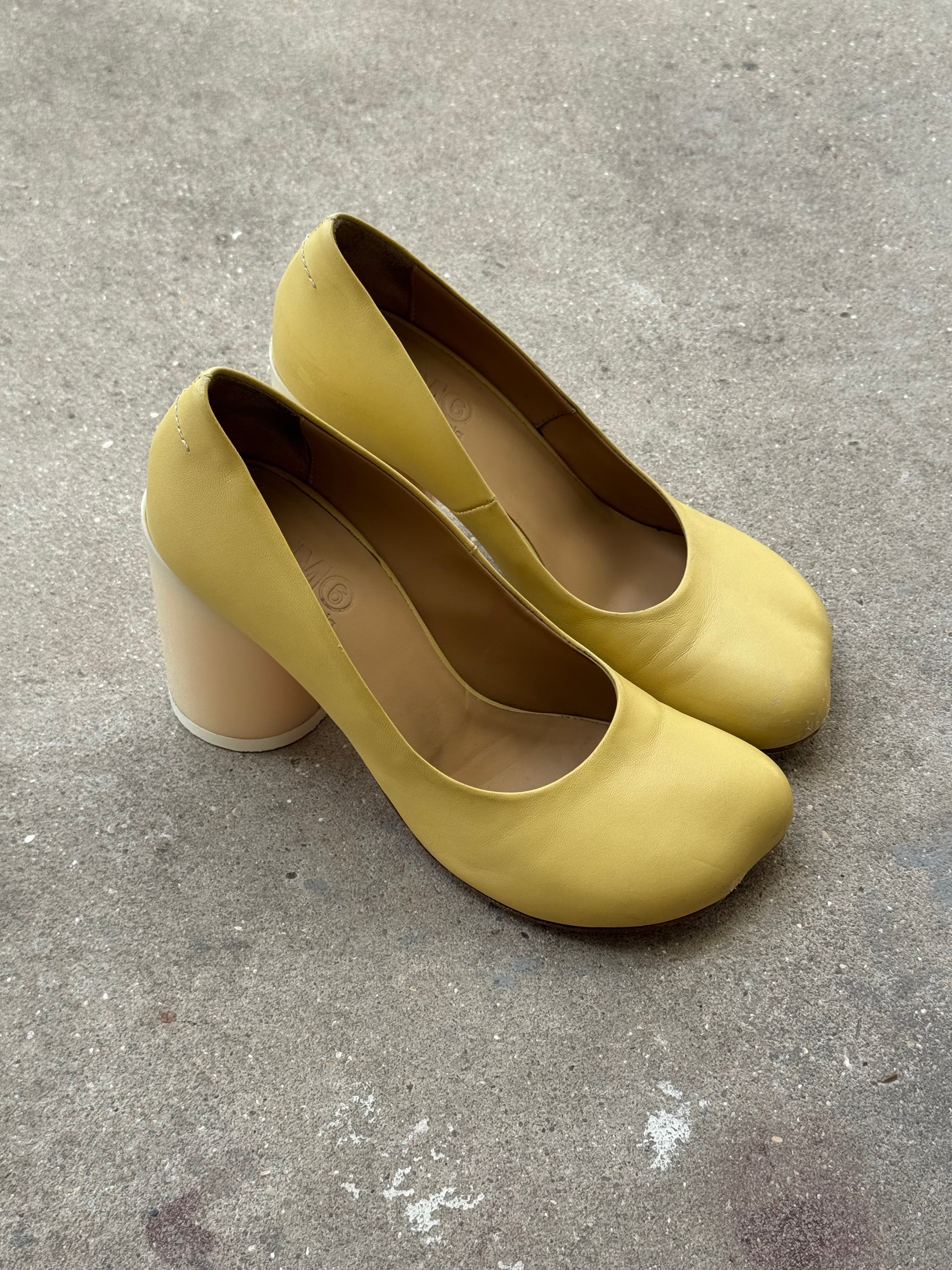 MM6 Maison Margiela Yellow Butter Anatomic Leather Escarpins