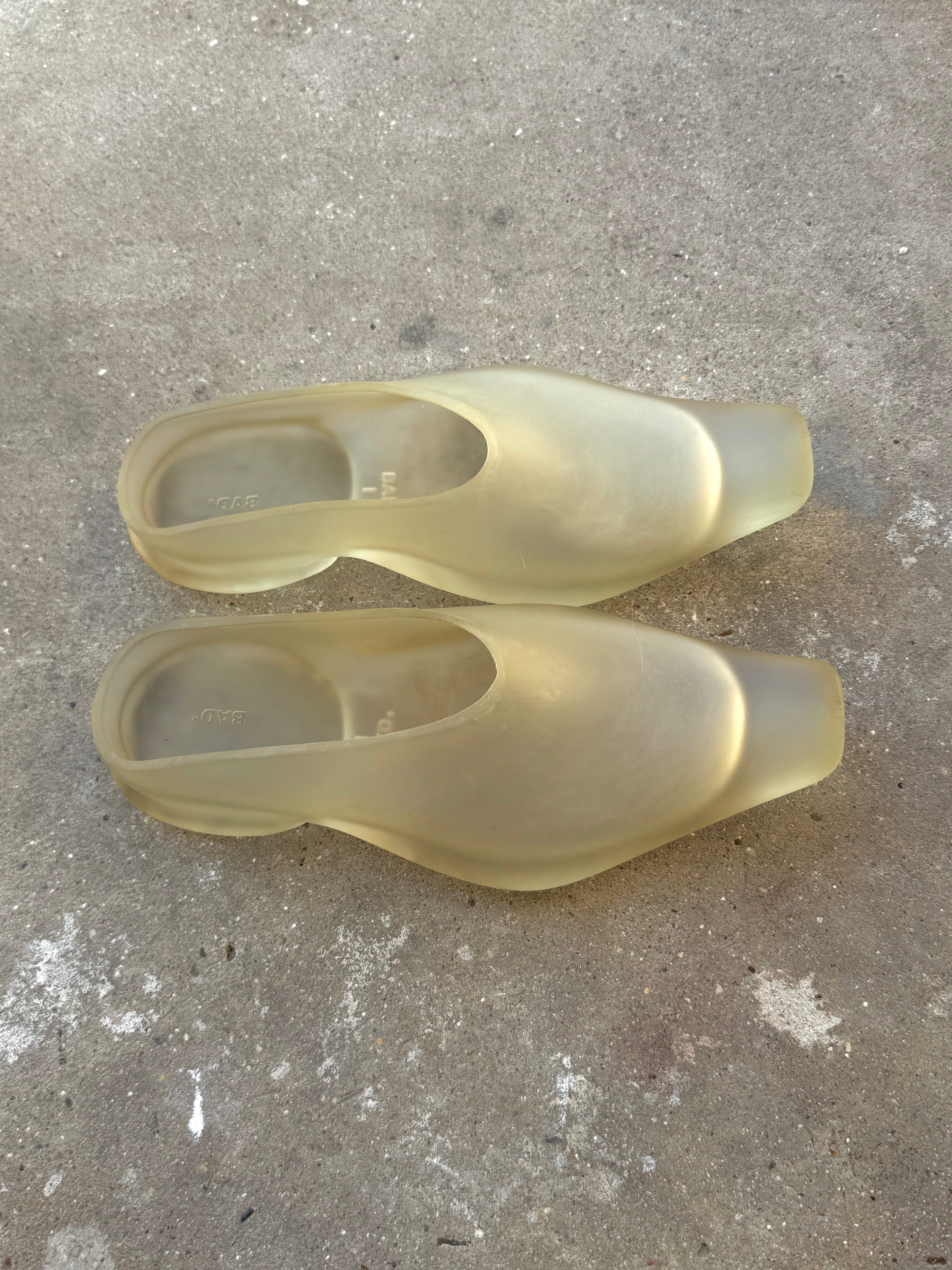 Body Amplification Devices Naked Transparent Mules