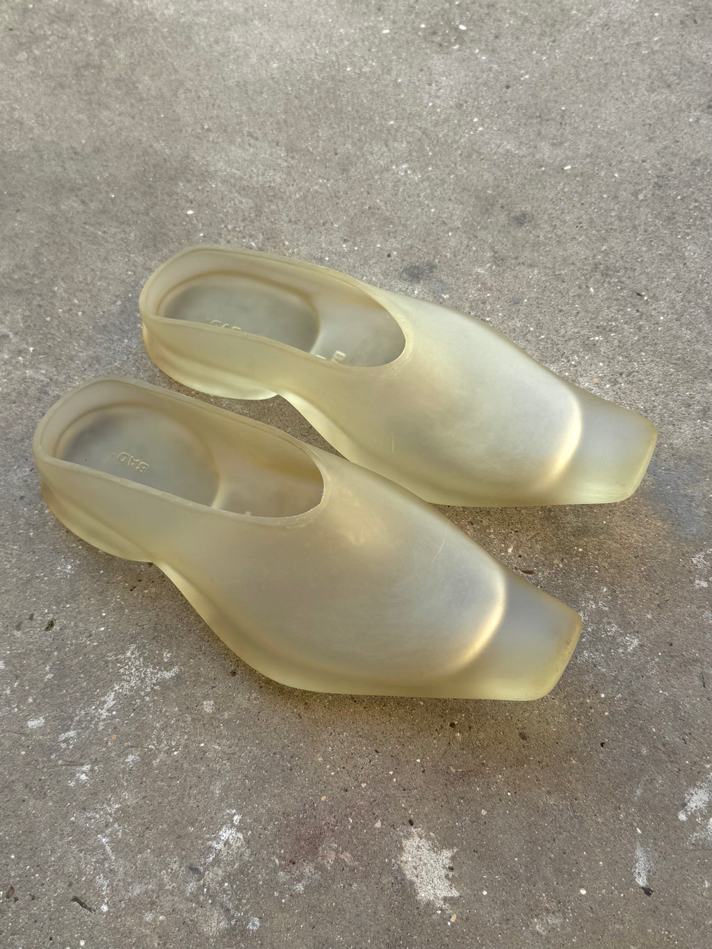 Body Amplification Devices Naked Transparent Mules