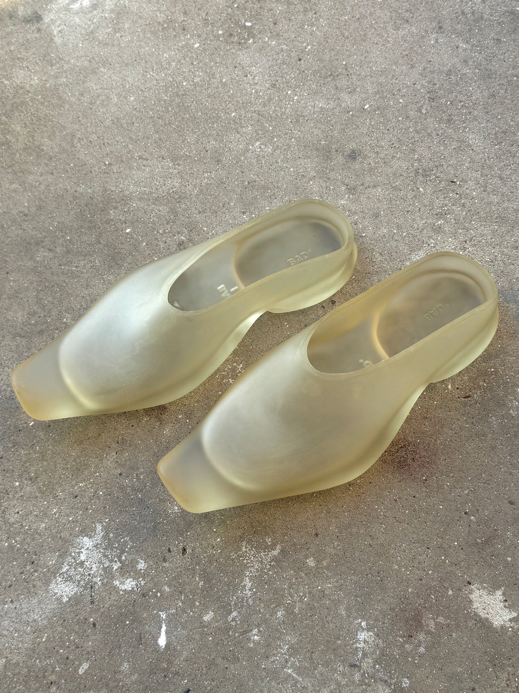 Body Amplification Devices Naked Transparent Mules