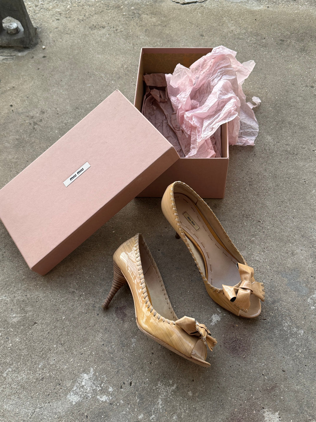 Miu Miu Patent Textured Leather Bow Peep Toe Pumps