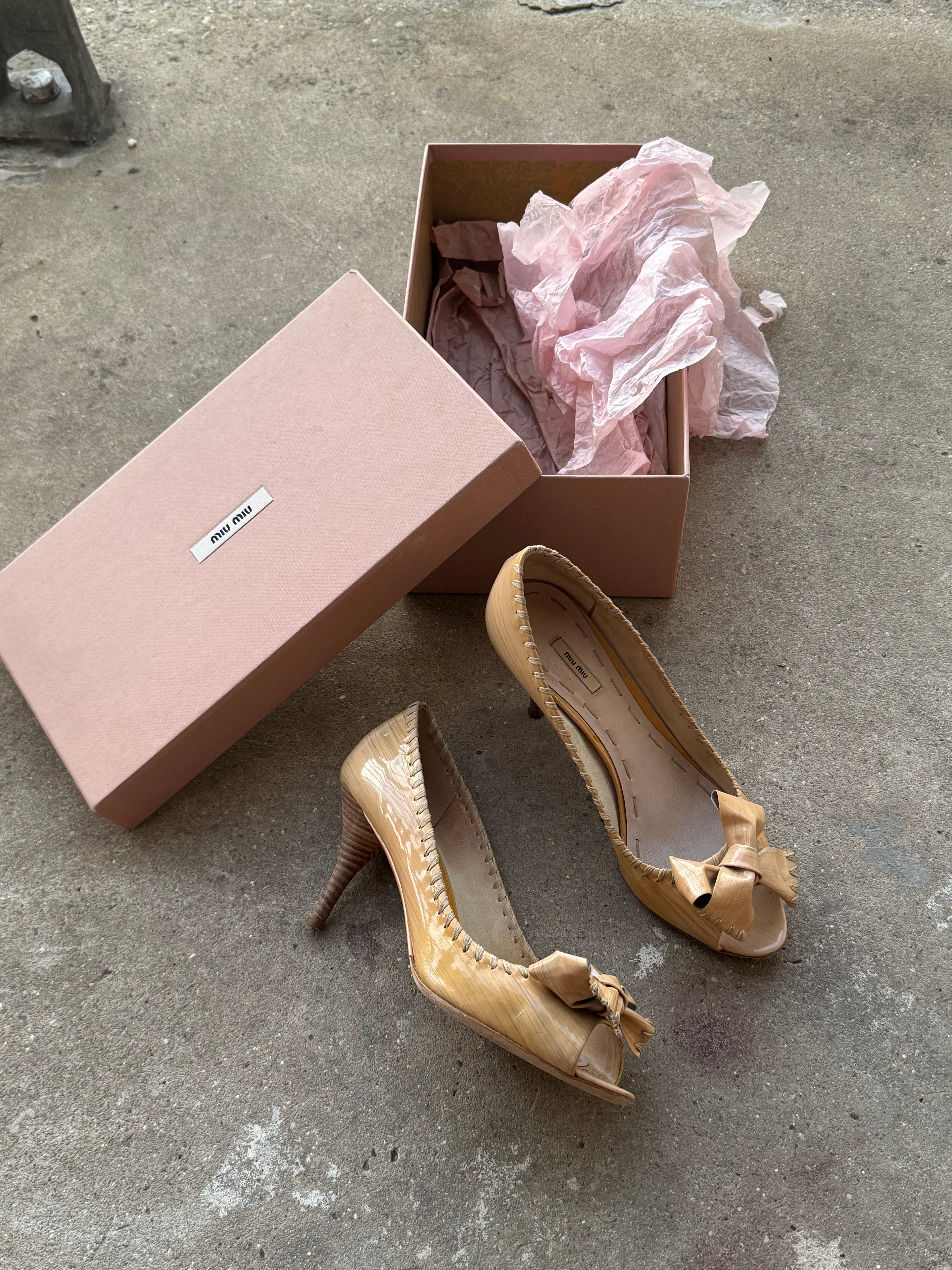 Miu Miu Patent Textured Leather Bow Peep Toe Pumps
