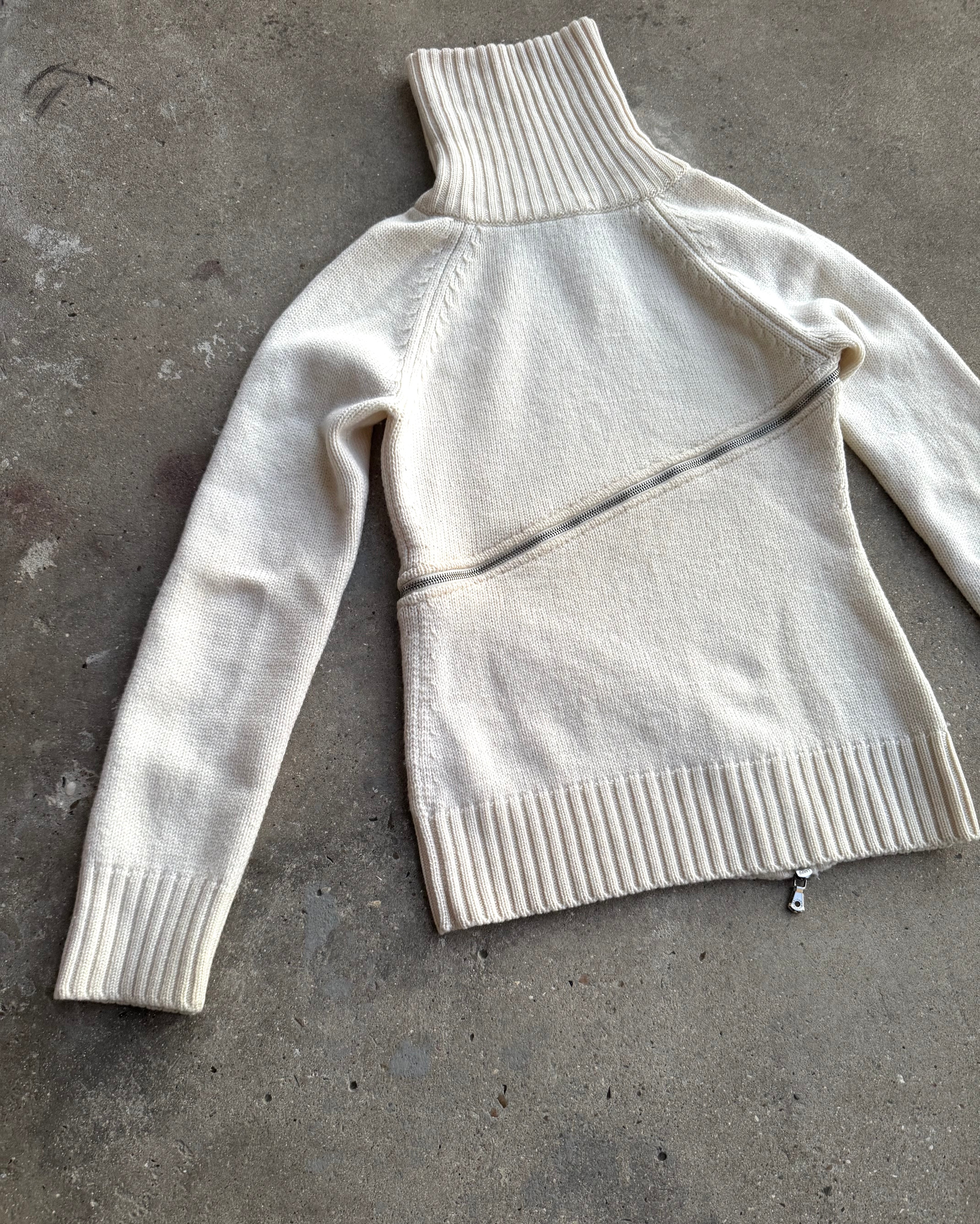 AW2003 Dolce & Gabbana Tornado Zip Turtleneck Beige